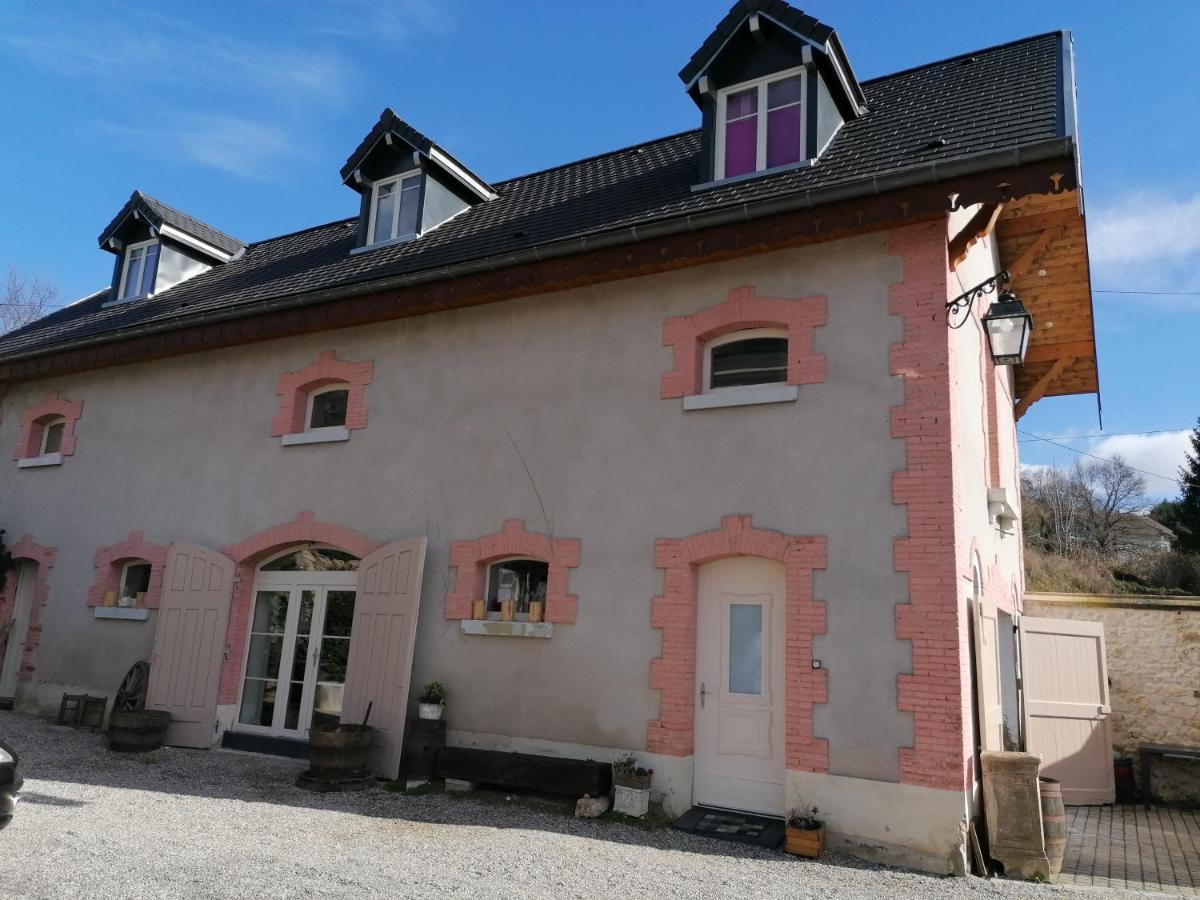 L'Annexe Du Chateau De Saint Genix 외부 사진