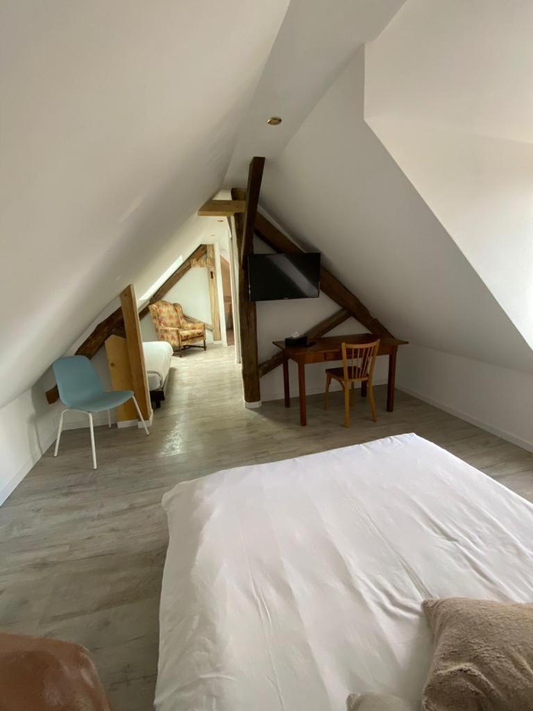 L'Annexe Du Chateau De Saint Genix 외부 사진